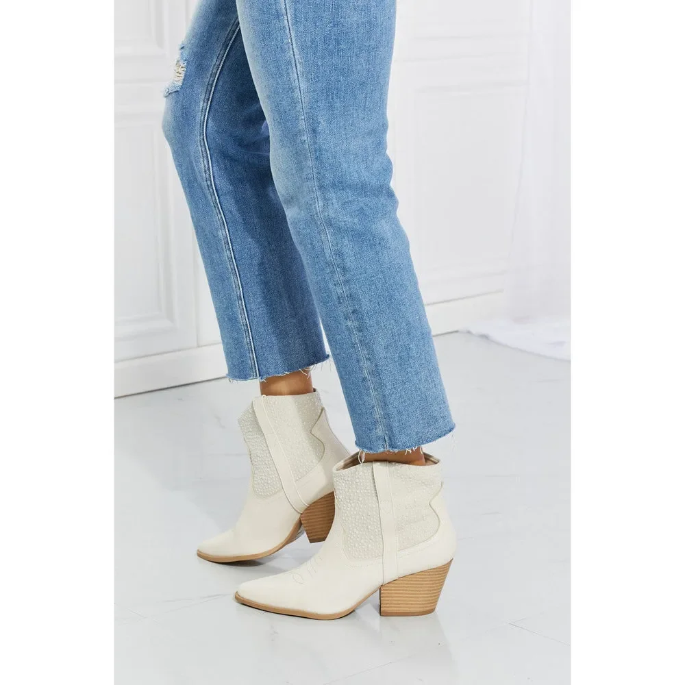 Texas Glam Pearl Cowboy Booties - Picture 3 of 6